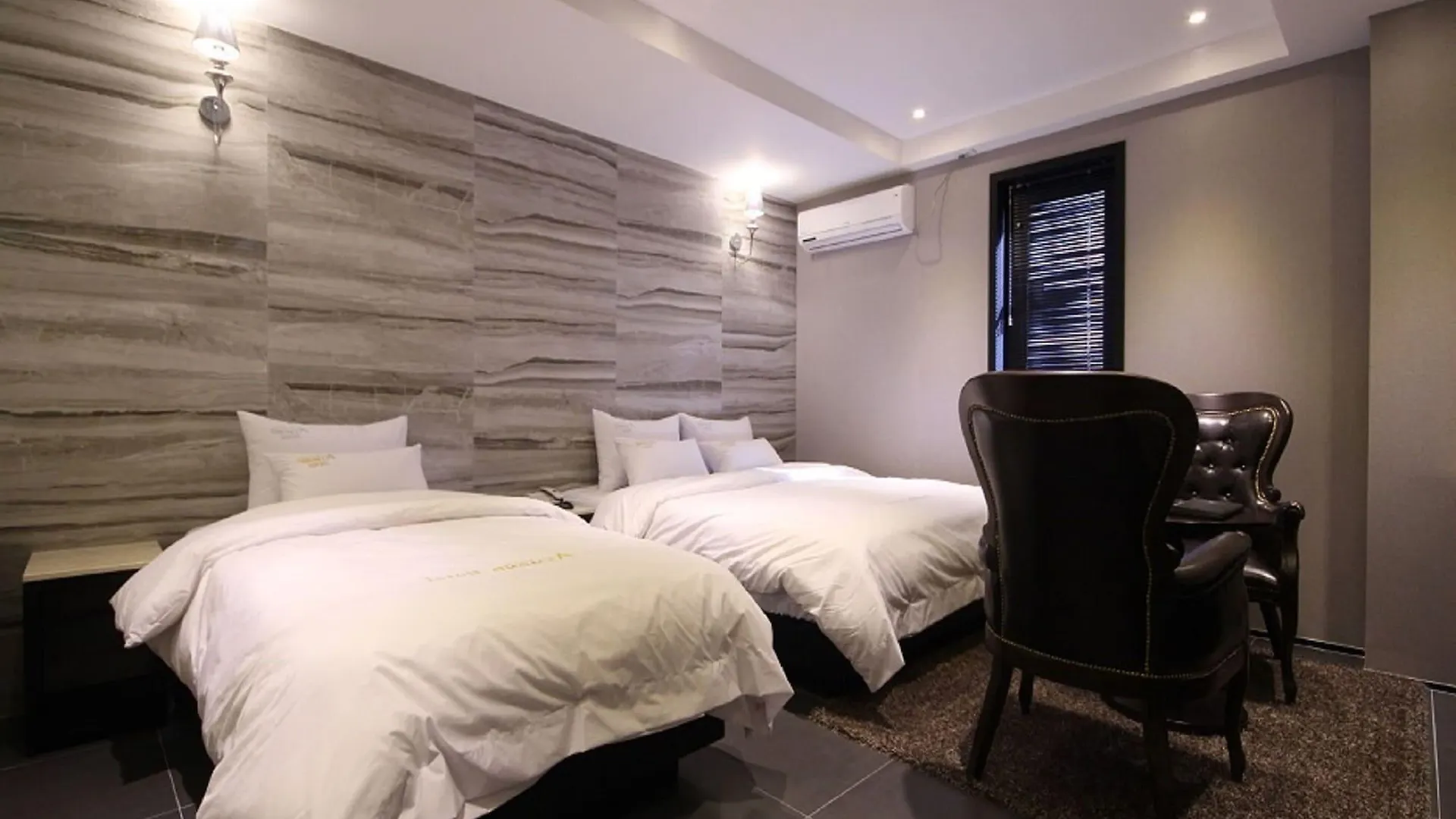 Almond Hotel Busan Station
