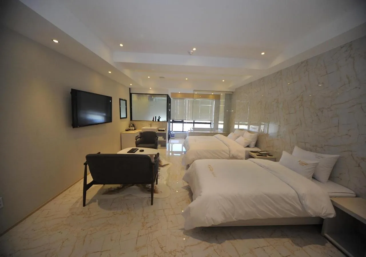 Almond Hotel Busan Station