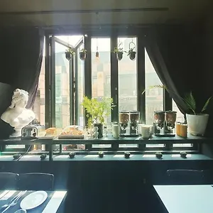 Hotel Friendly Dh Naissance
