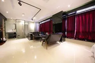 アーモンド ホテル プサン ステーション 釜山広域市