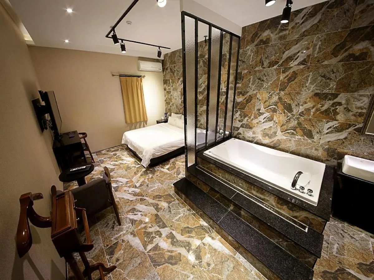 Almond Hotel Busan Station 3*,  South Korea