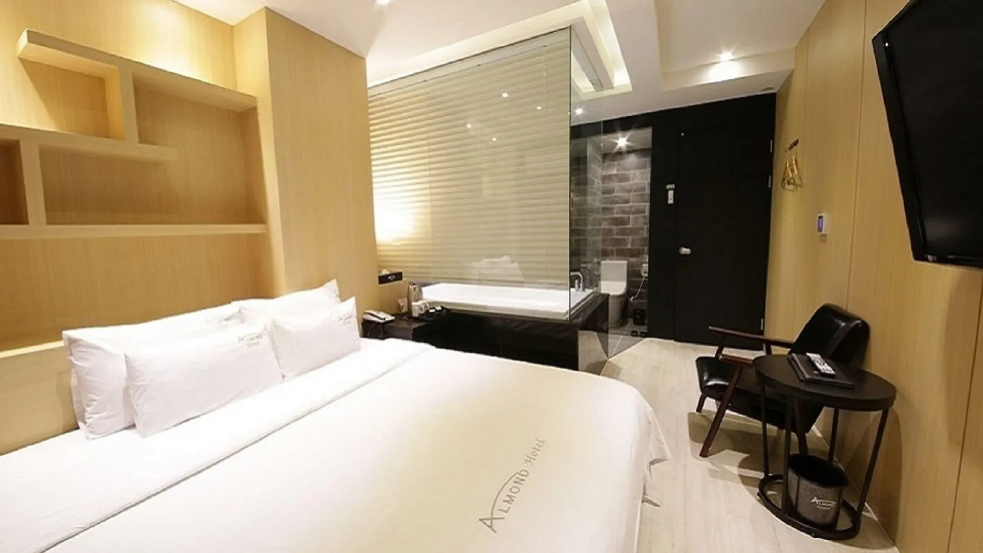 Almond Hotel Busan Station 3*,  Südkorea