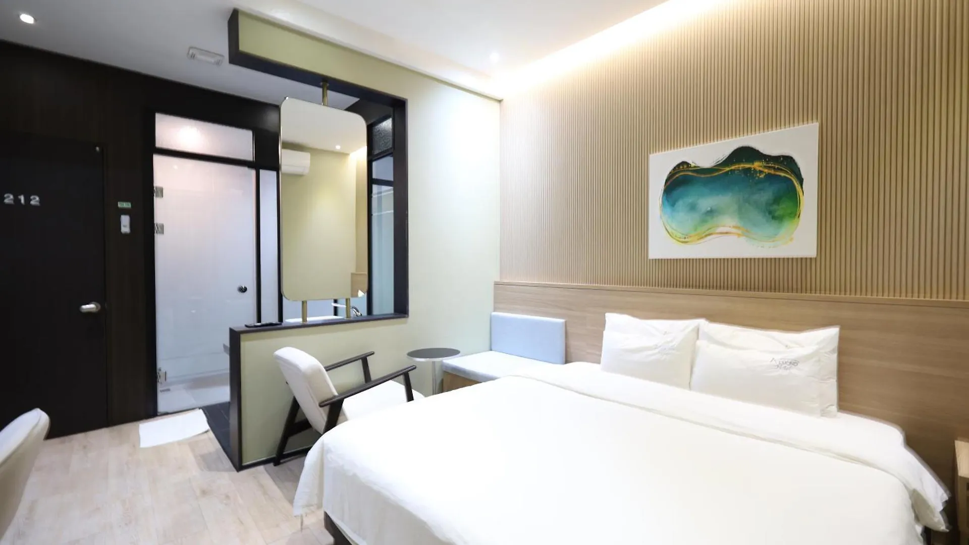 Almond Hotel Busan Station