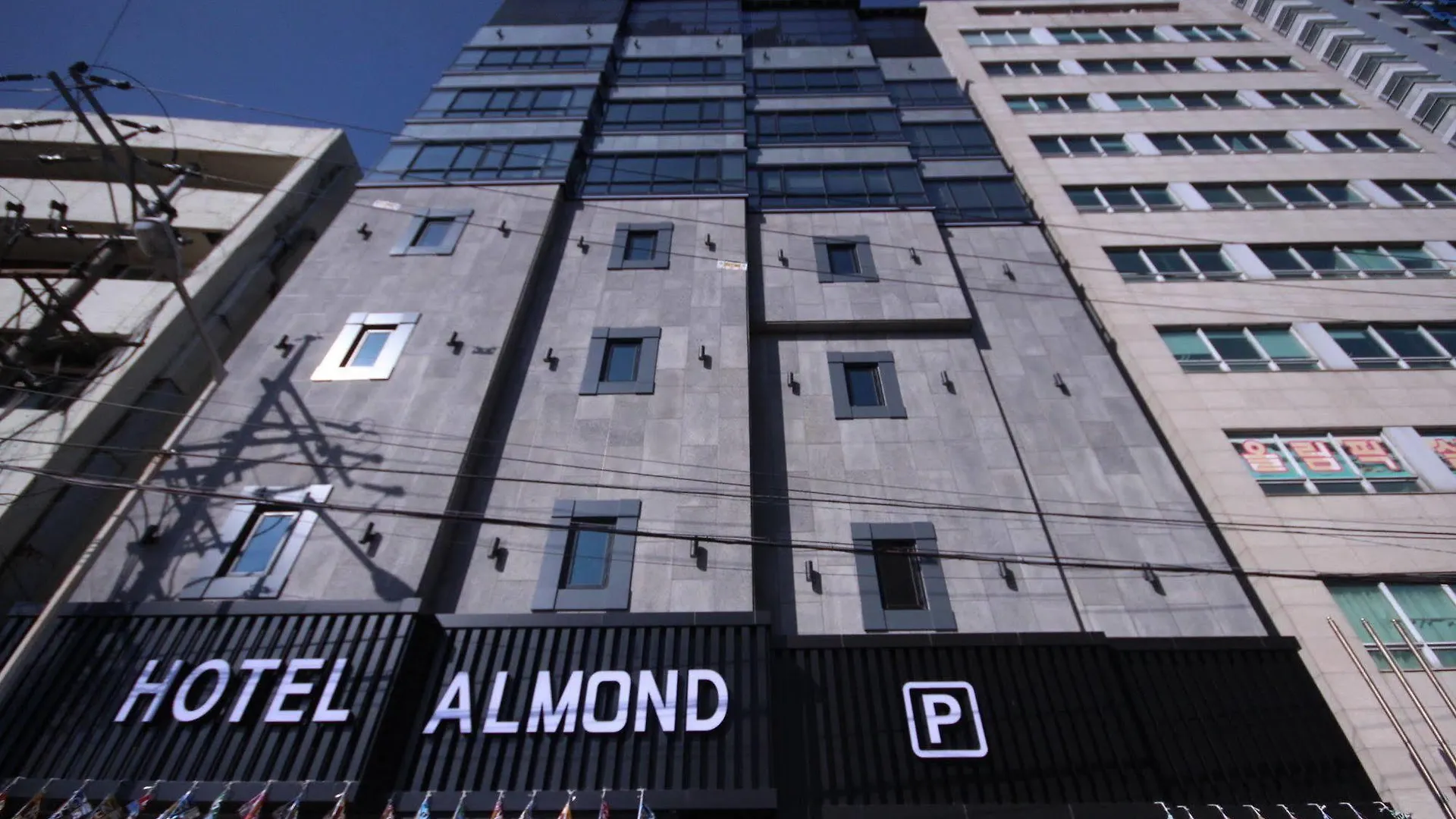 Almond Hotel Busan Station