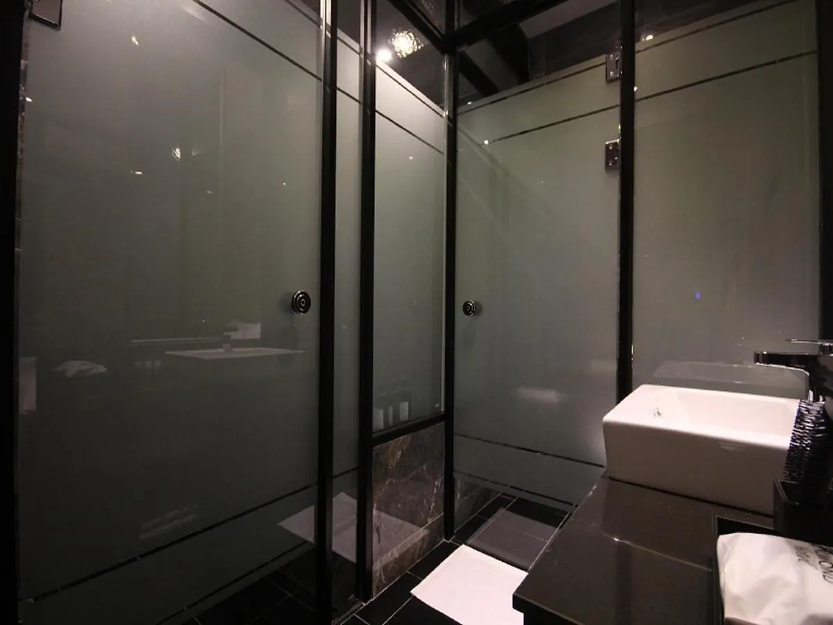 Almond Hotel Busan Station