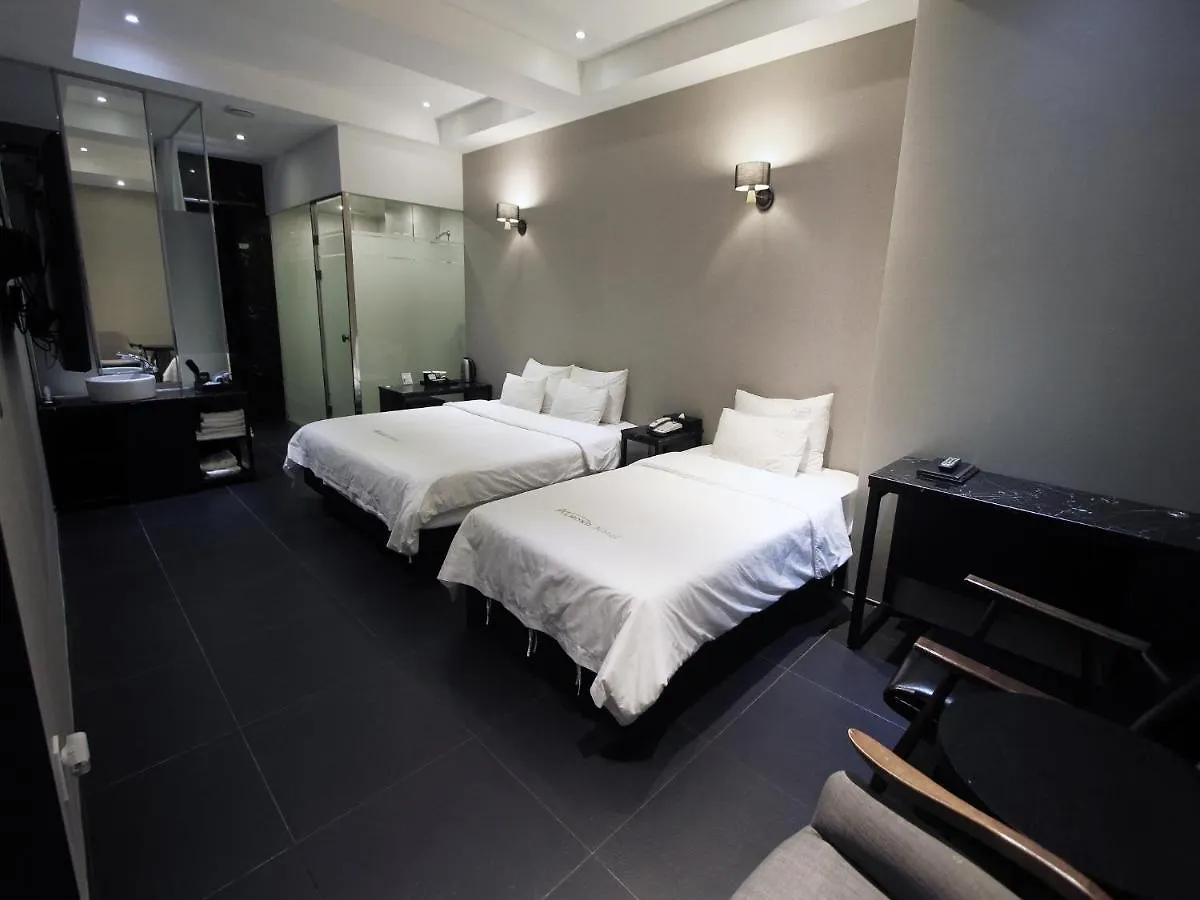 ***  Almond Hotel Busan Station Corée du Sud